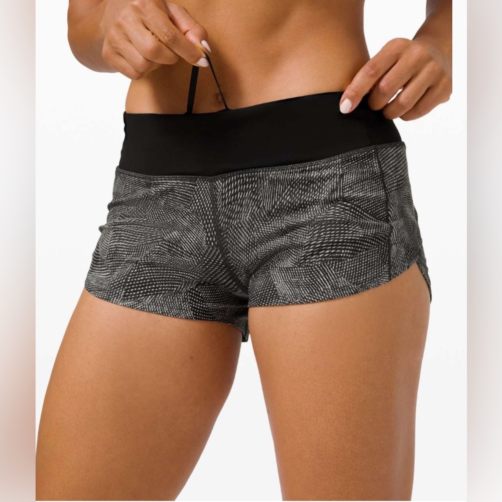 Lululemon Speed Up Short Low-Rise *2.5"